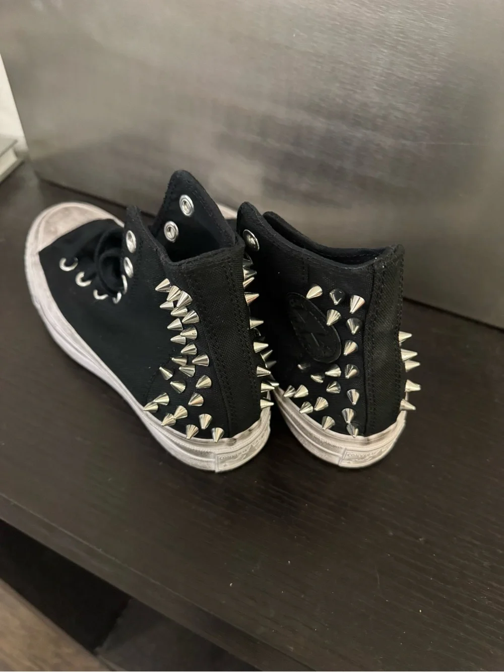 Converse high top